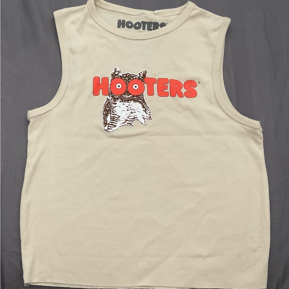 Hooters Retro Logo Tank Top NWOT Size S- Brand New without tag